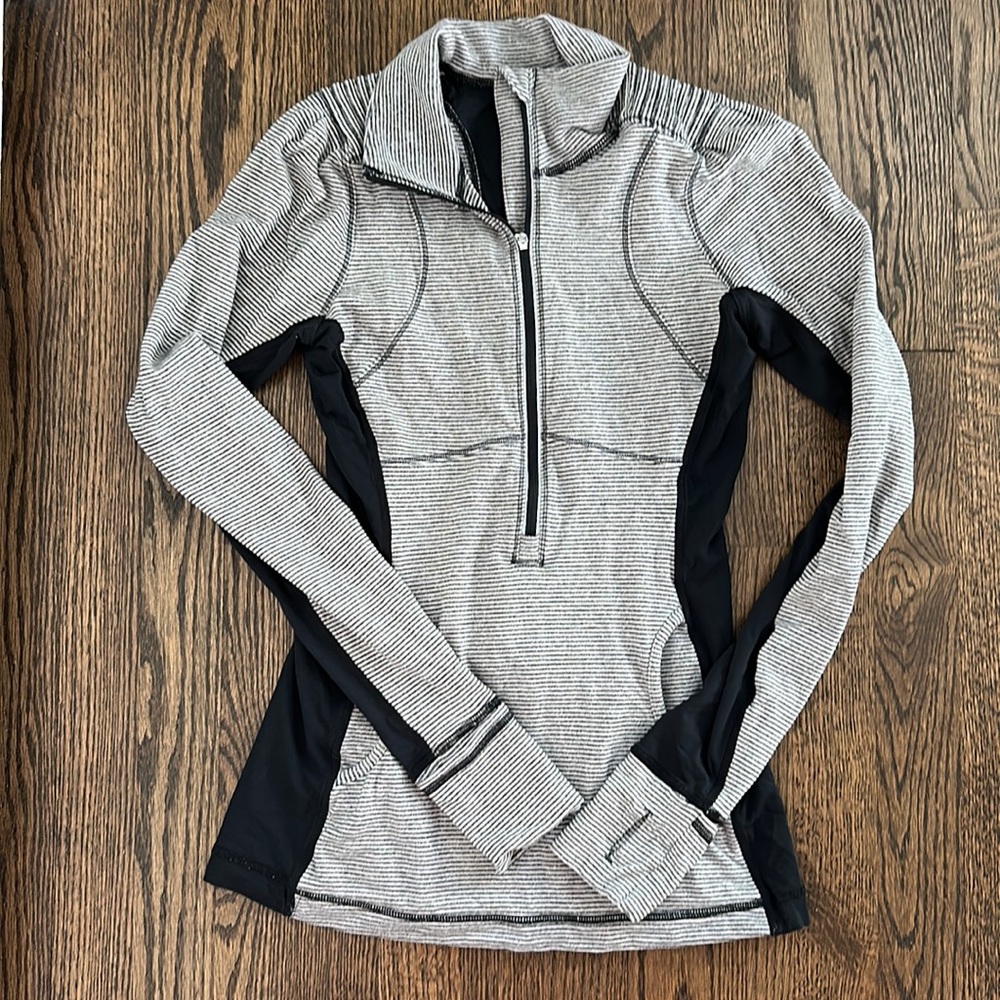 lululemon athletica Black and Gray Women's Top
